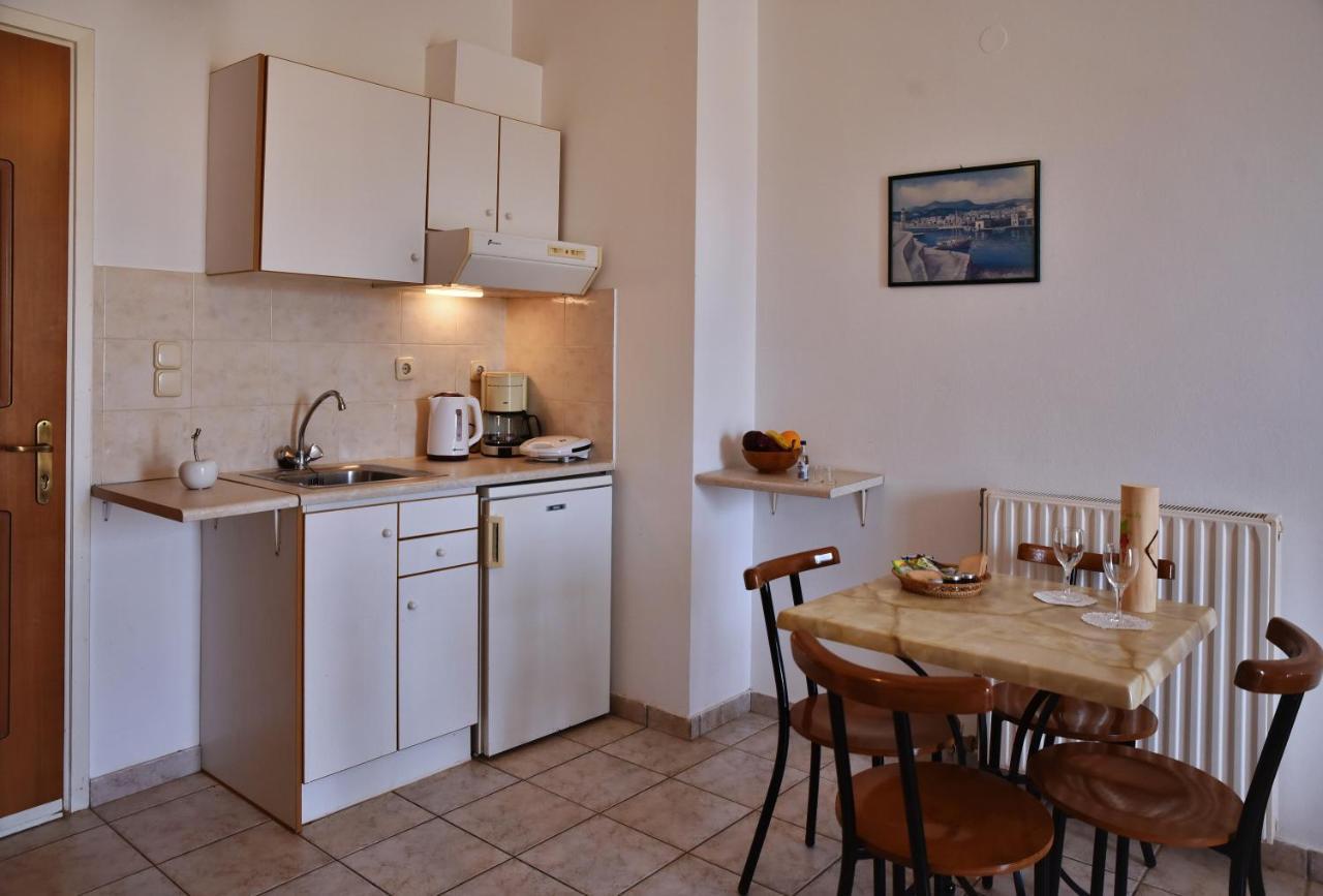 Nirevel Apartments Goúvai Ngoại thất bức ảnh